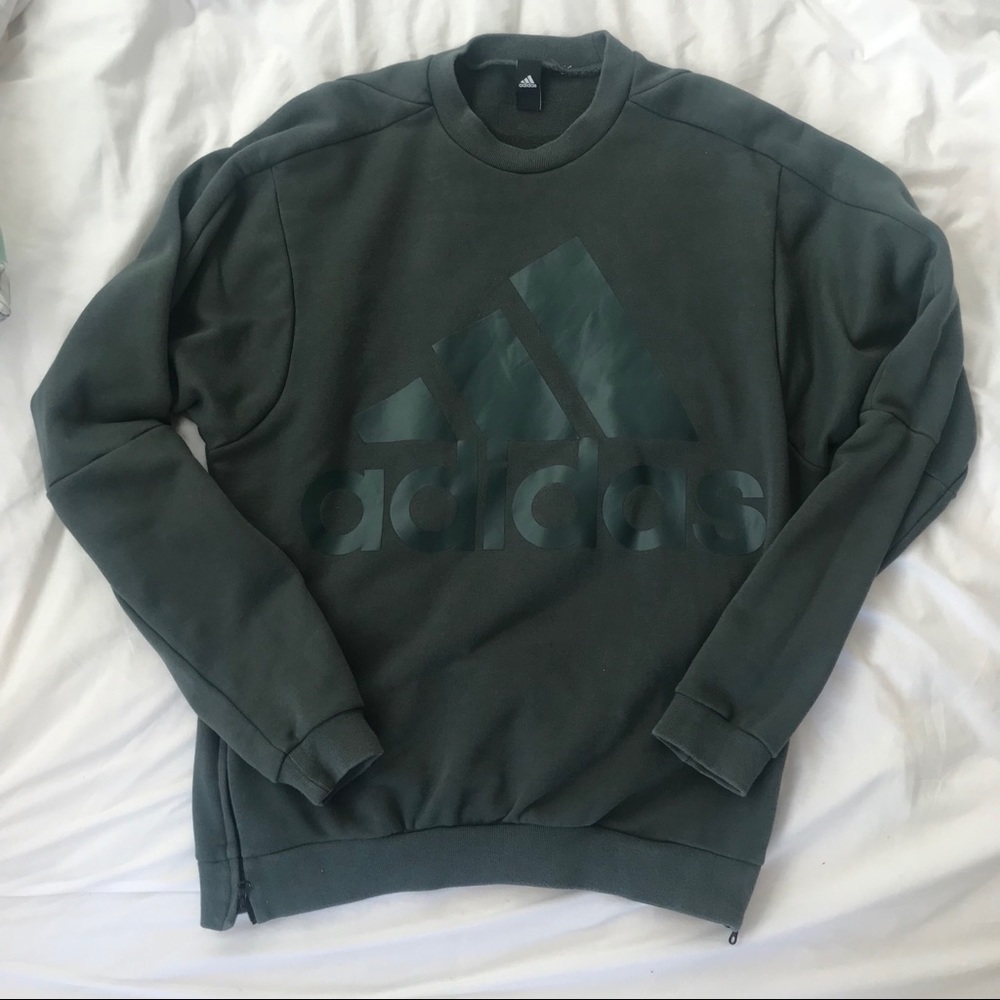 Adidas Sweatshirt